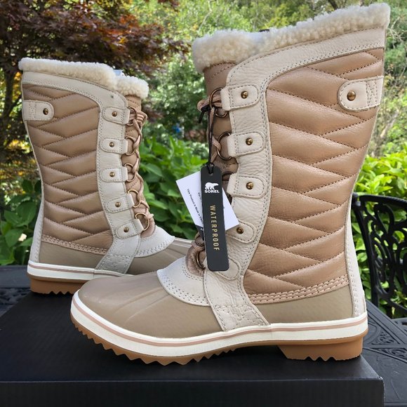 Sorel Shoes - Sorel Tofino II Lux Quilted Boots In Natural Tan